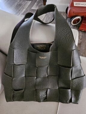 Olive Green Woven Leather Hand Bag Made In Italy By LIA NUMA,  11x14.5 $25